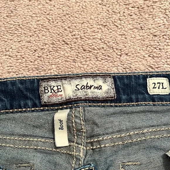 👖Buckle Sabrina Jeans Size 27 L 👖 - Picture 11 of 16